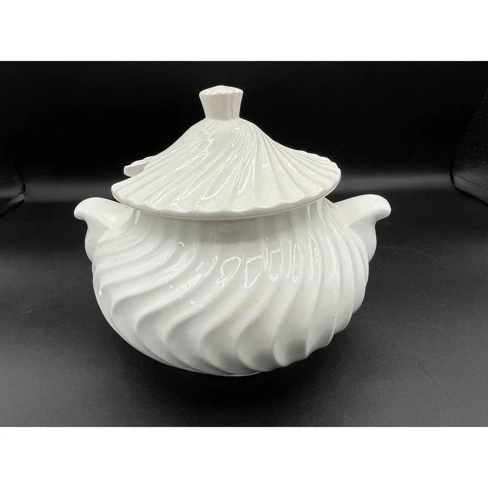 Vintage Ceramic White Swirl Gravy Soup Tureen-‎ As Is- Small Chip No Ladle